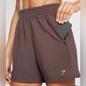Gymshark Womens Woven Pocket Shorts Chocolate Brown Size XL